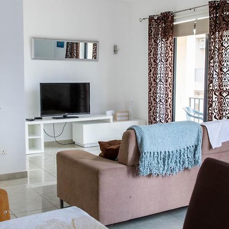 Spacious 3-Bedroom Apartment 30 Seconds From Sea Marsaskala Eksteriør billede