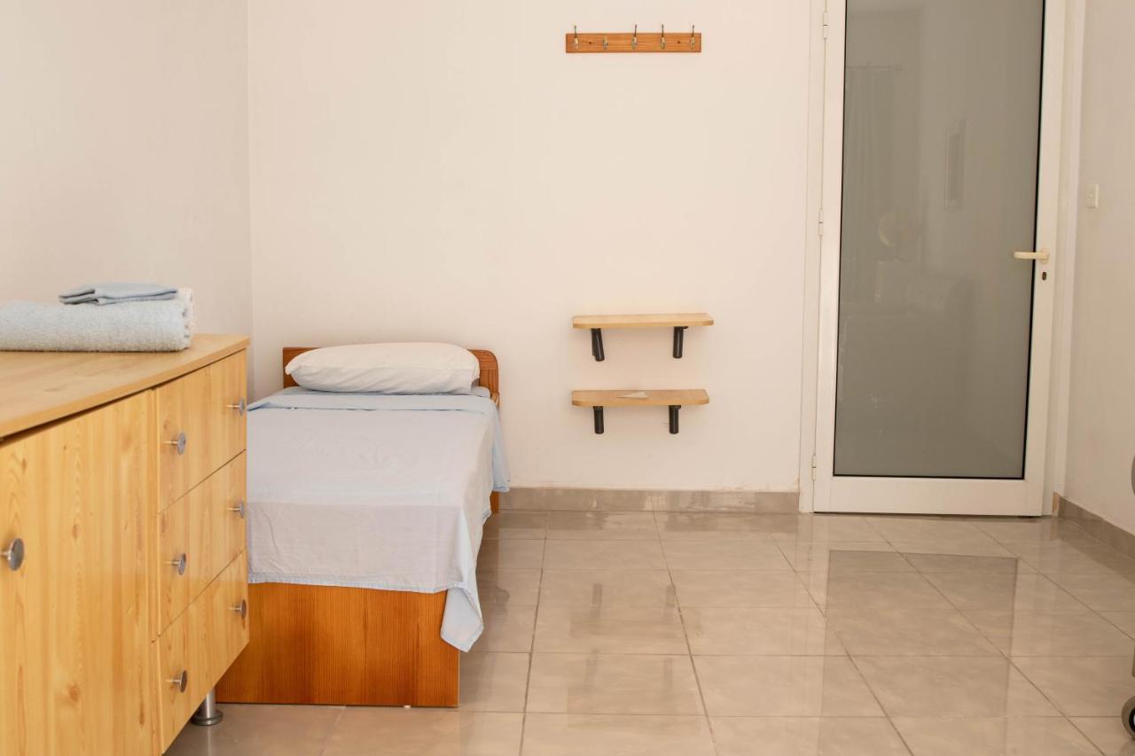 Spacious 3-Bedroom Apartment 30 Seconds From Sea Marsaskala Eksteriør billede