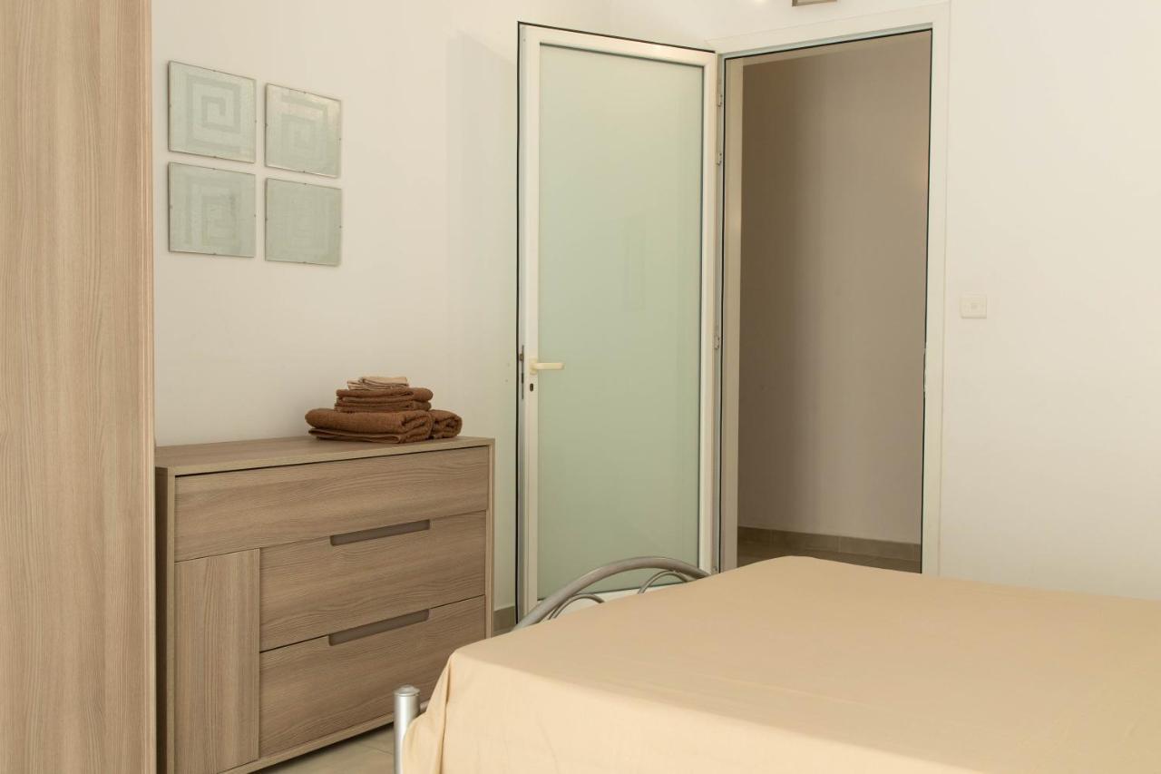 Spacious 3-Bedroom Apartment 30 Seconds From Sea Marsaskala Eksteriør billede
