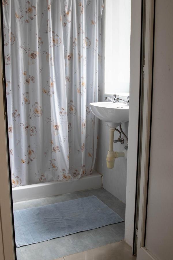 Spacious 3-Bedroom Apartment 30 Seconds From Sea Marsaskala Eksteriør billede